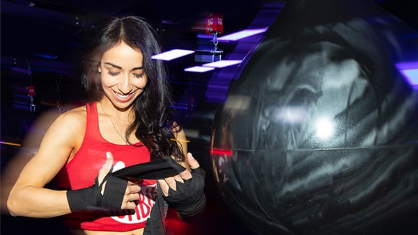 Rumble Trainer Victoria Vazquez Wrapping Hands